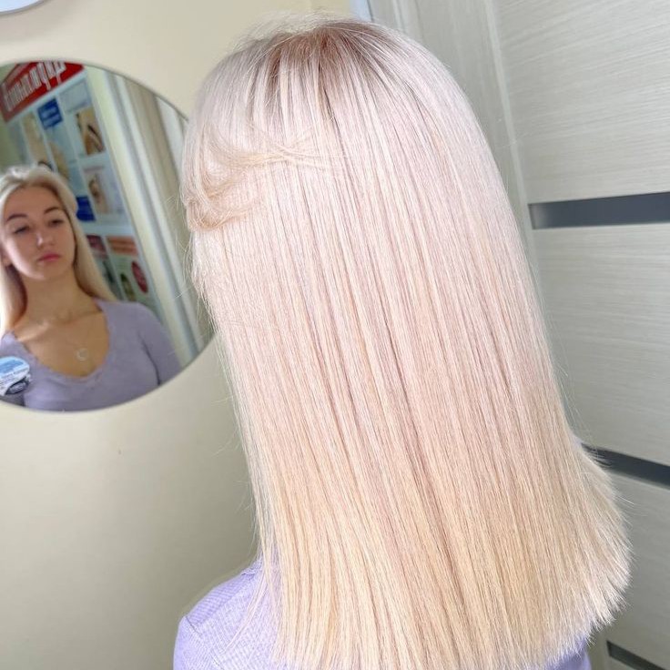 ОКРАШИВАНИЕ В ТЕХНИКЕ «TOTAL BLONDE»