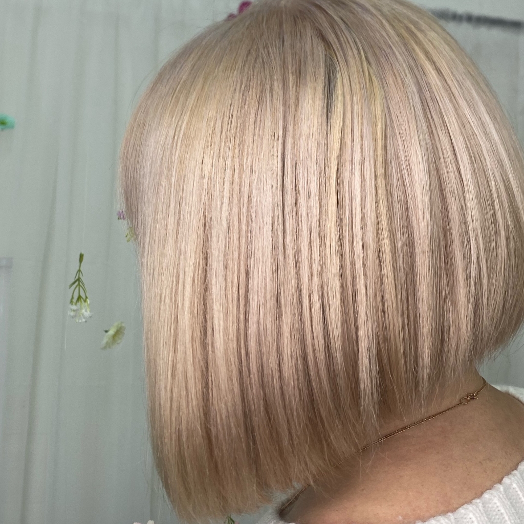 Женская стрижка средние/длинные волосы