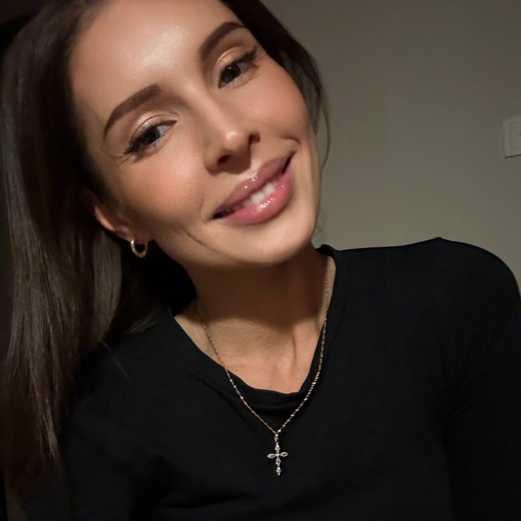 Анютка Реснички