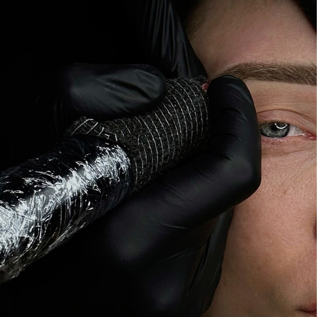 Практический МК (повышение) «Натуральные брови»