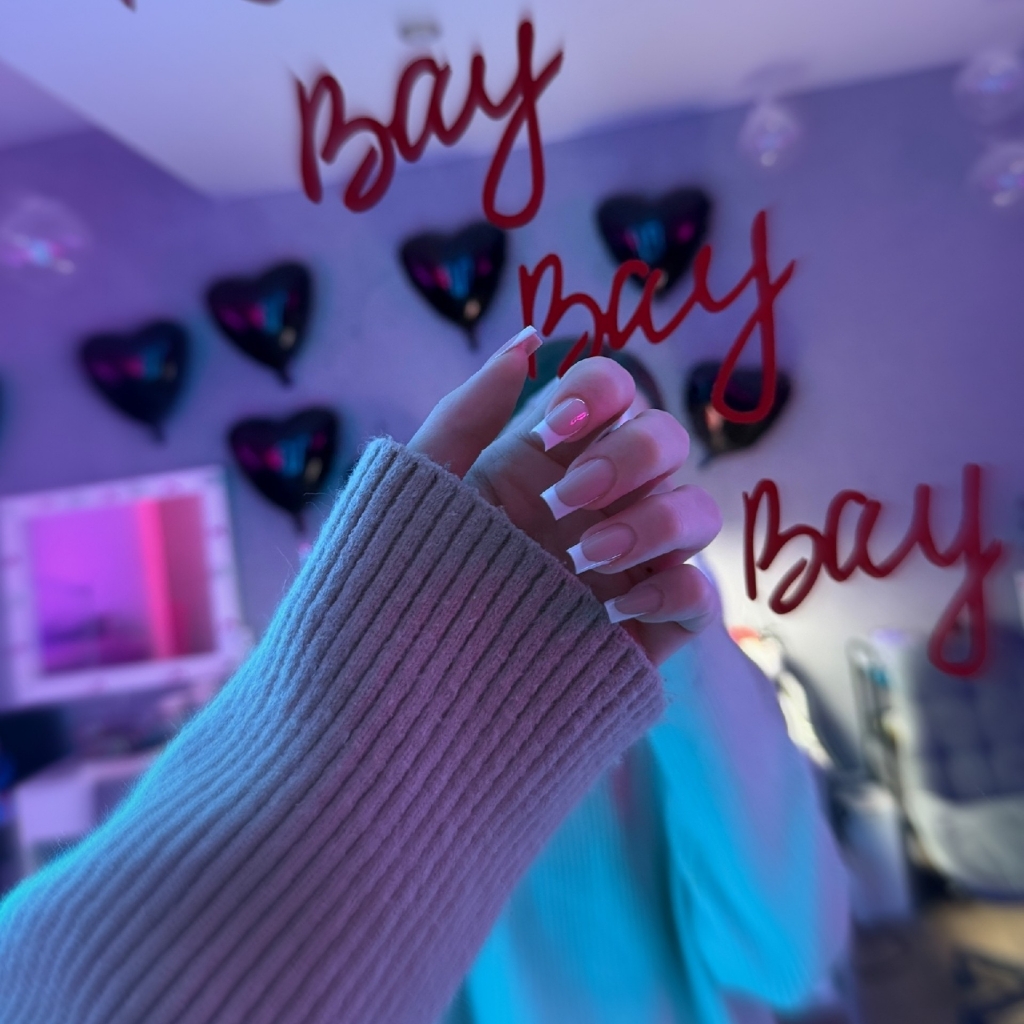 Наращивание ногтей