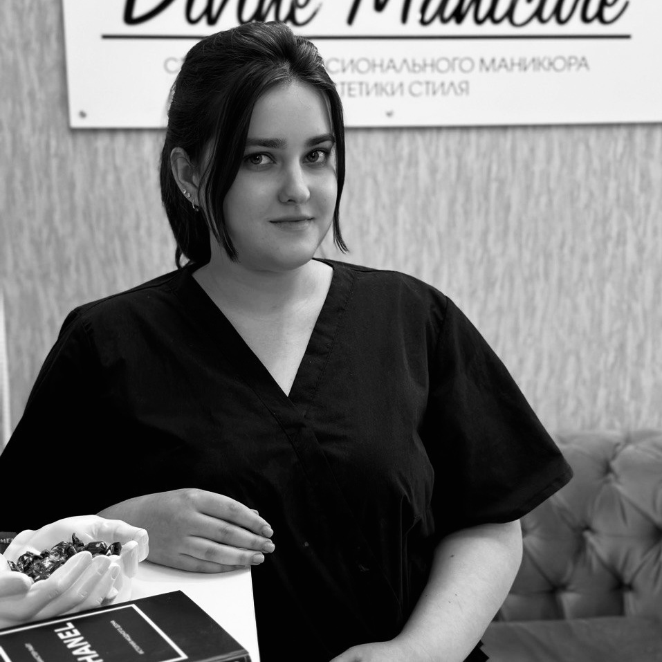 СТАРШИЙ МАСТЕР ДАРЬЯ