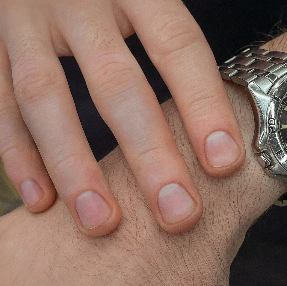 Маникюр мужской