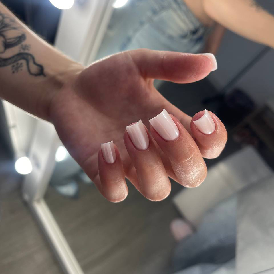 Комплекс покрытие натуральных ногтей+укрепление и восстановление архитектуры