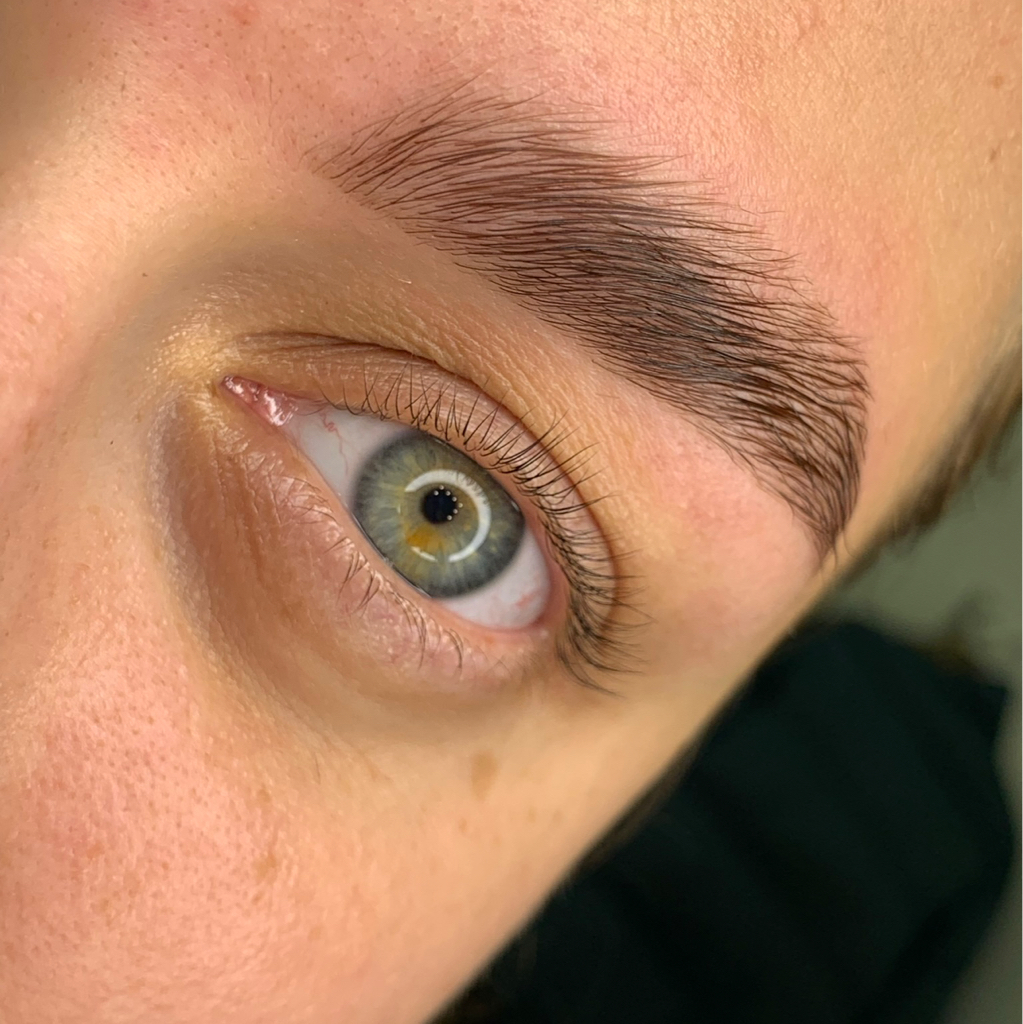 Ламинирование/ долговременная укладка бровей с коррекцией ИЛИ окрашиванием