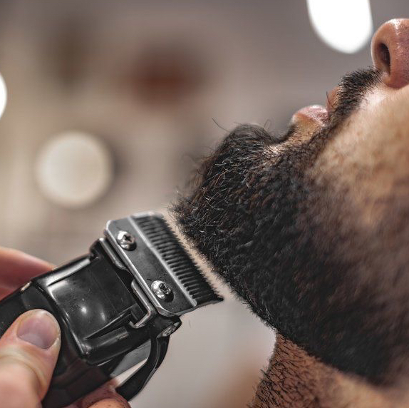 Мужская стрижка + оформление бороды