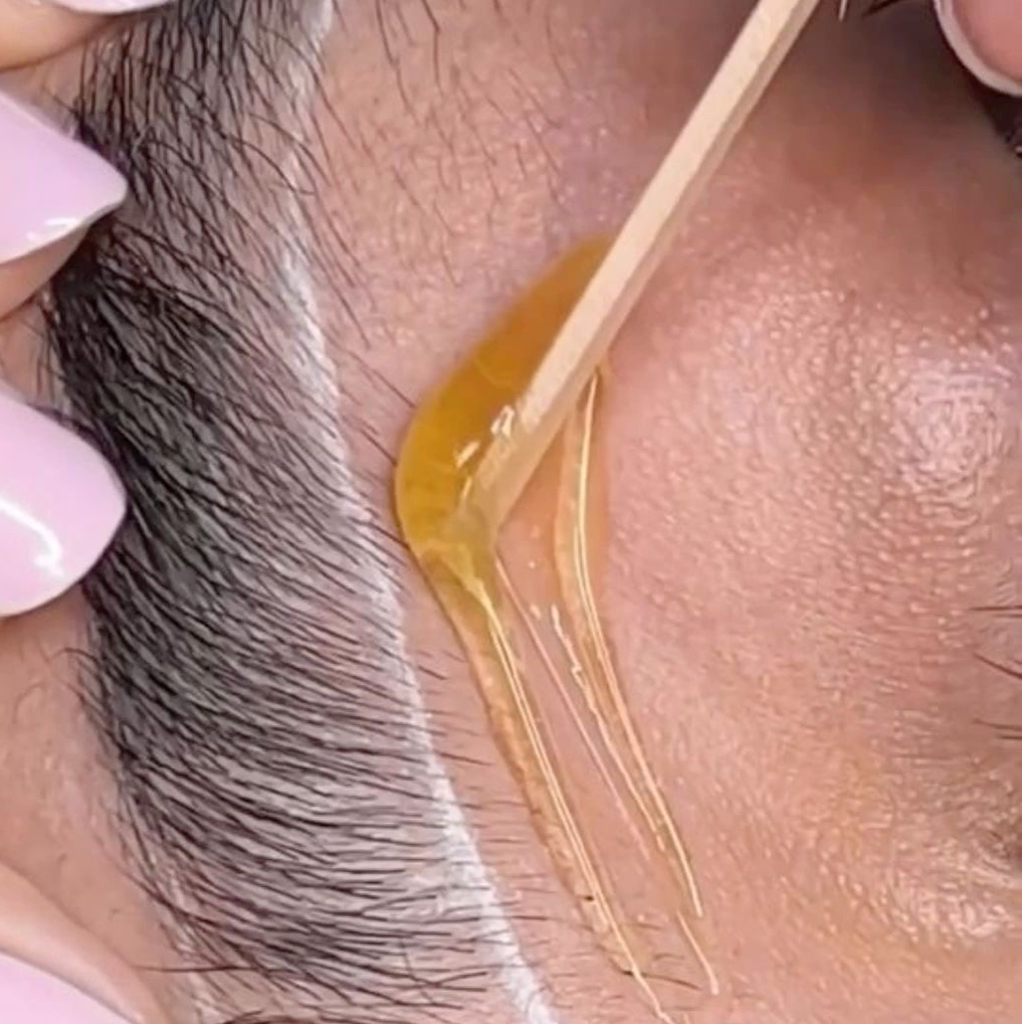 Оформление бровей