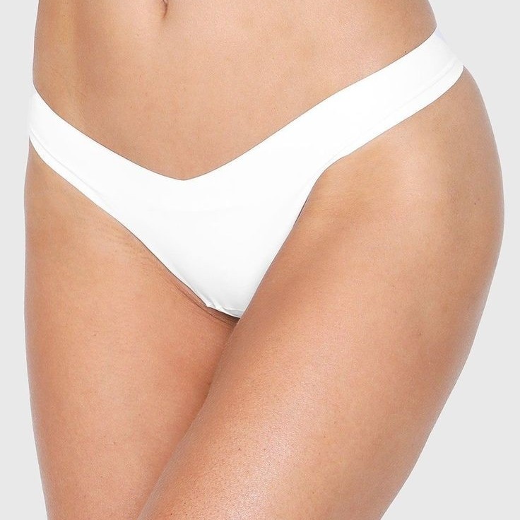 Лазерная эпиляция классическое бикини