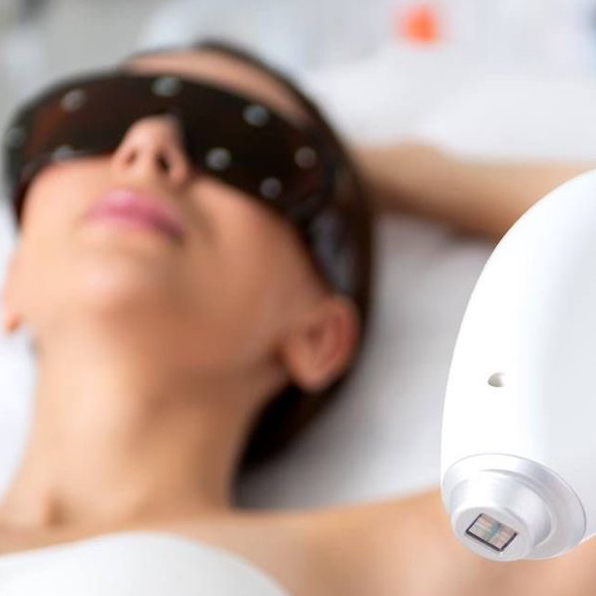 Аппаратное удаление волос  Бикини глубокое ( половые губы,лобок, межягодичная складка, бикини классическое)