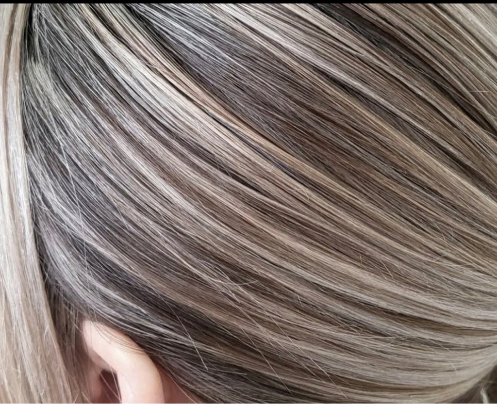 Мелирование средние волосы ( без тонирования, без укладка)