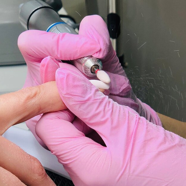 Снятие гель-лака