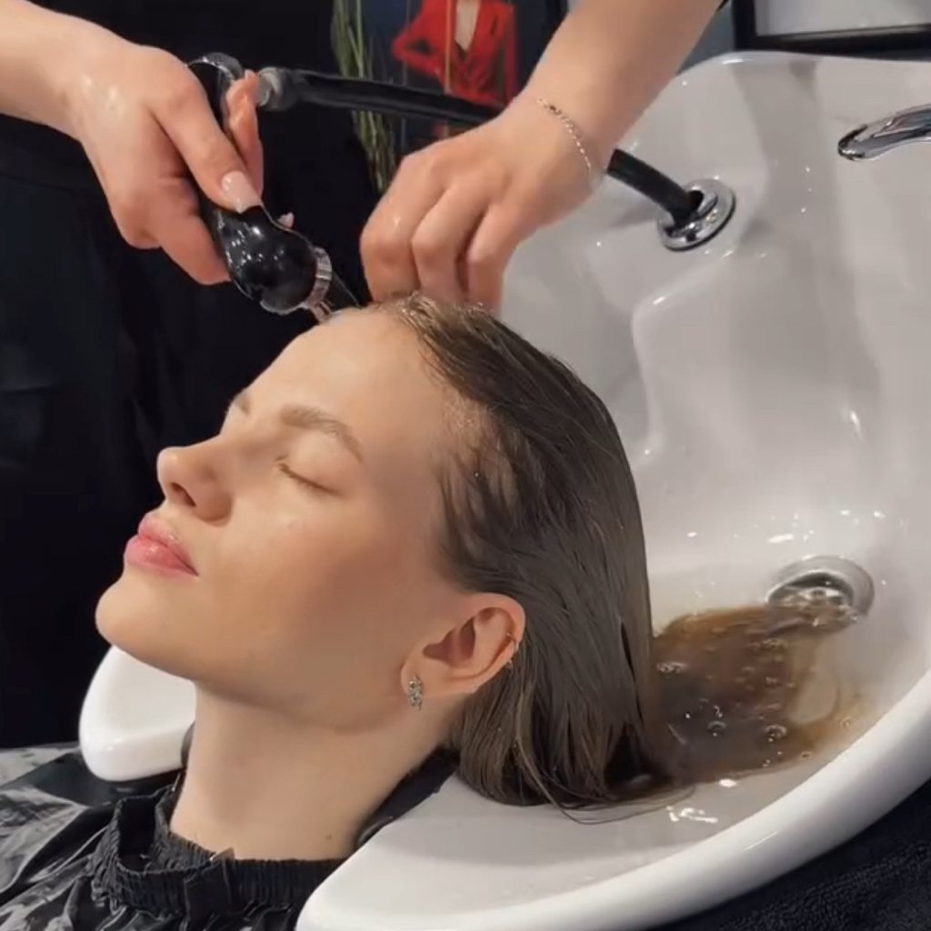 Мытье головы