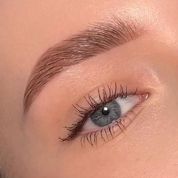 Оформление бровей