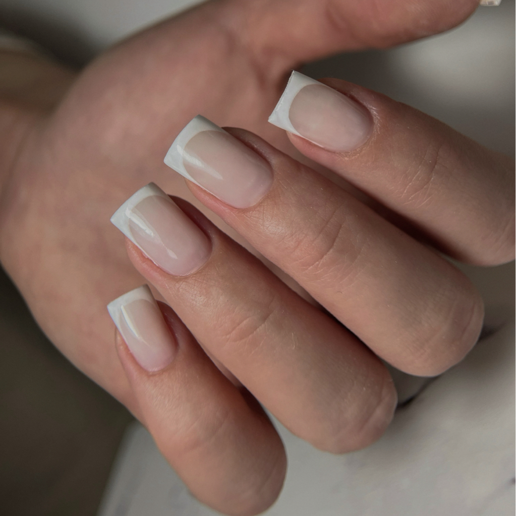 Маникюр с покрытием+ френч