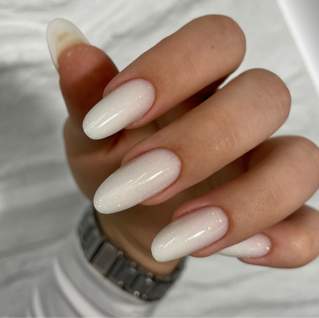 Наращивание ногтей до 4-ки (короткие/средние)