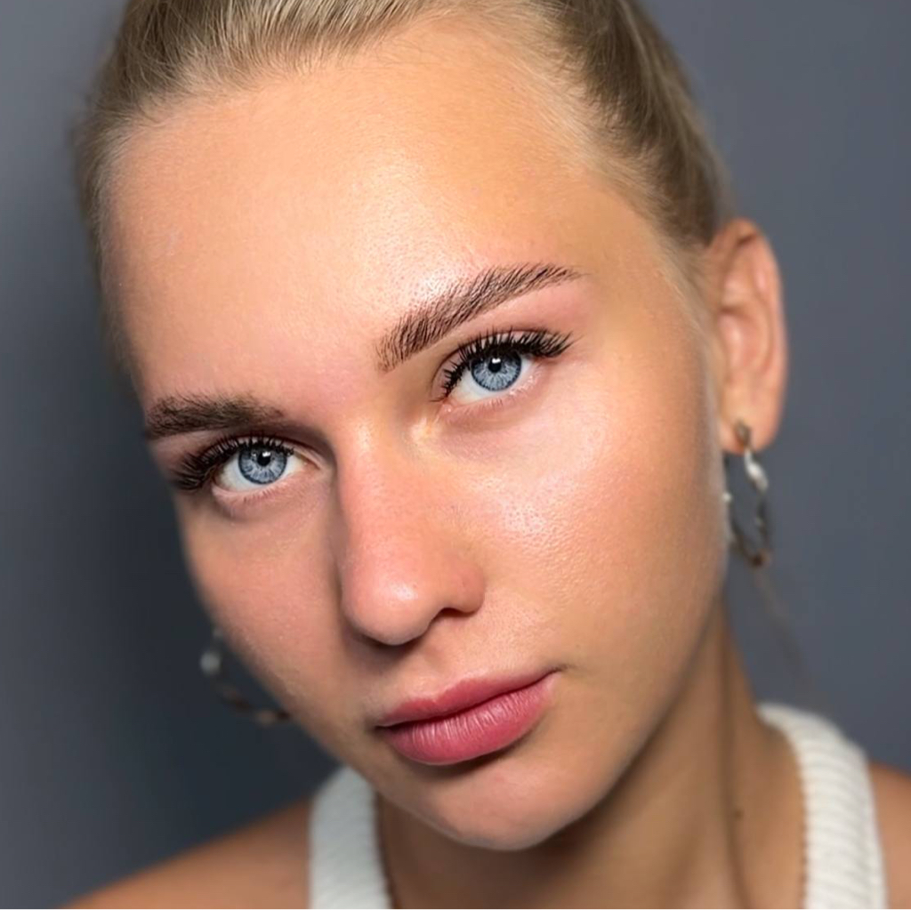 комплекс LAMI (ламинирование ресниц + ламинирование бровей без окрашивания)