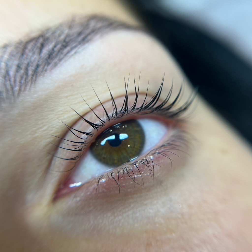 Ламинирование ресниц