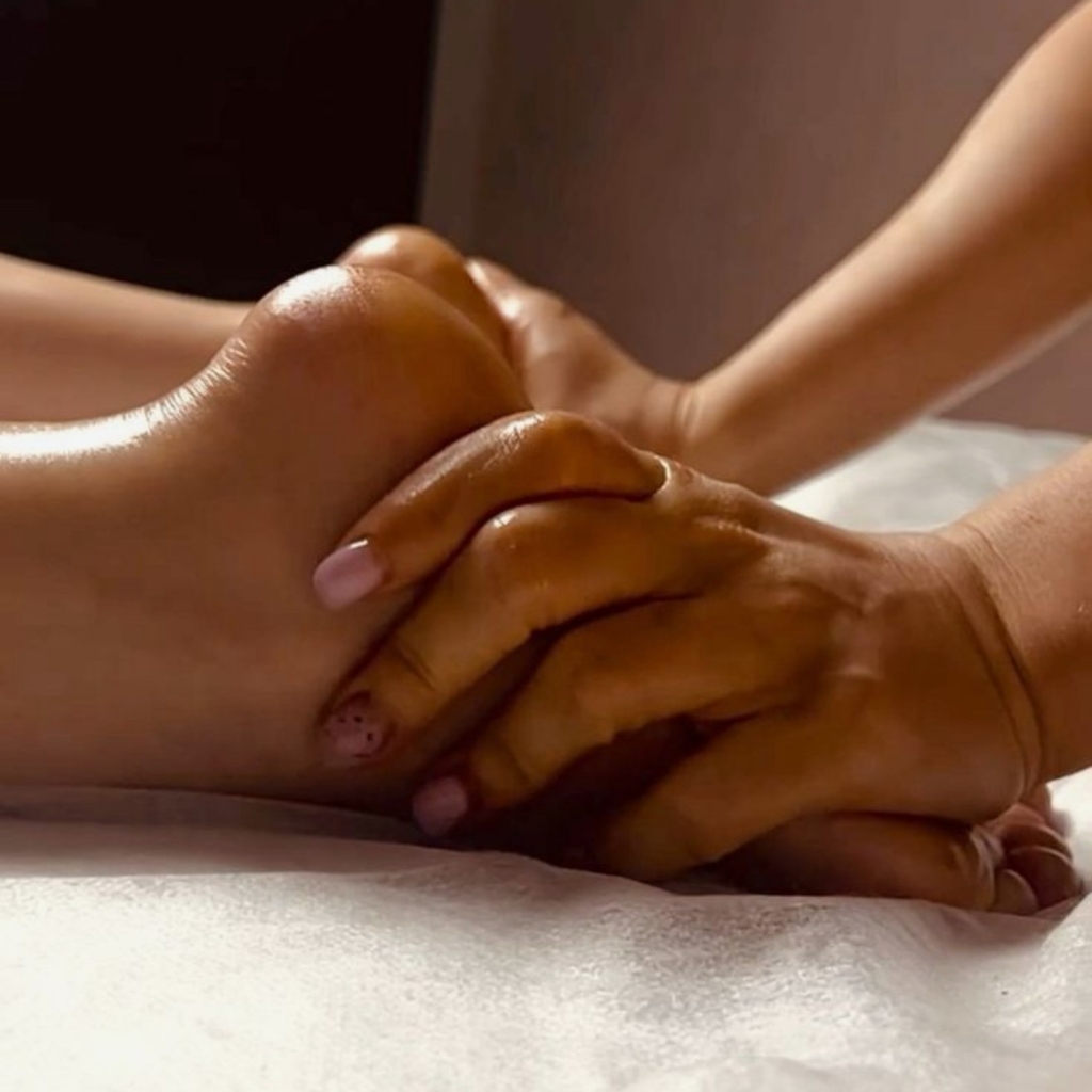 Массаж ног + массаж ступней релакс 20 мин