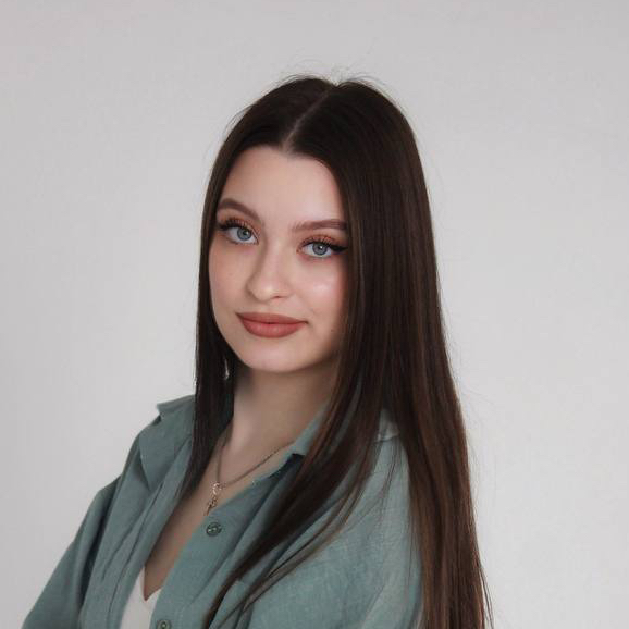 Александра