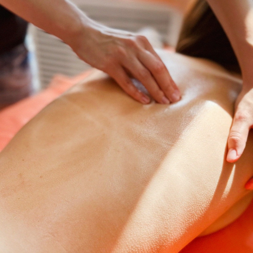 Общий расслабляющий массаж