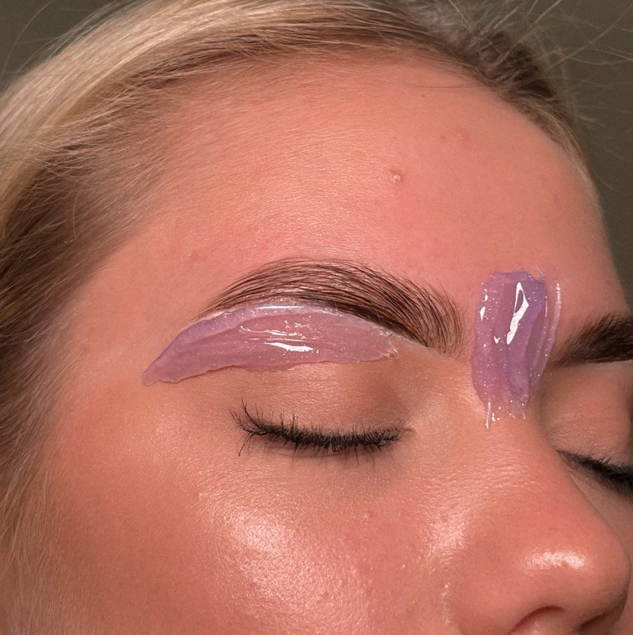 Коррекция бровей Воском (без окрашивание)