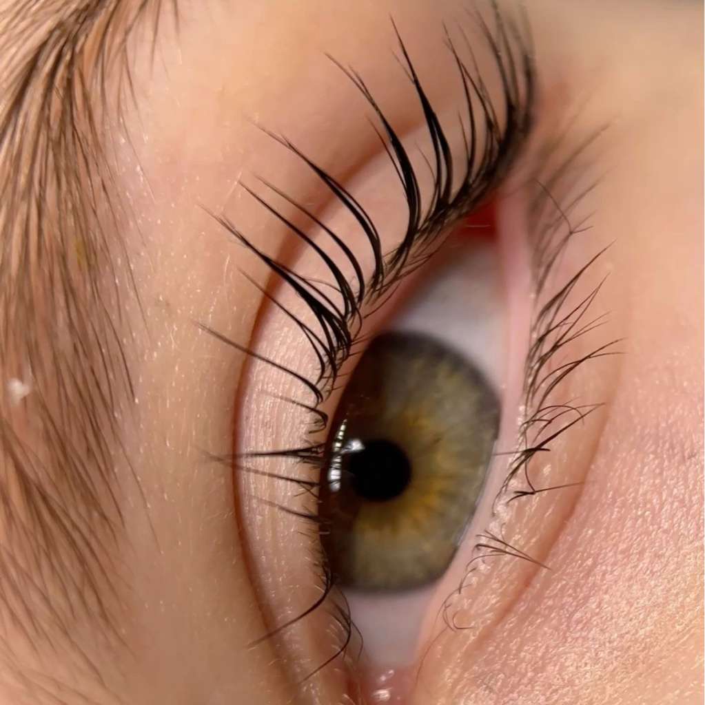 Ламинирование ресниц  (без окрашивание)