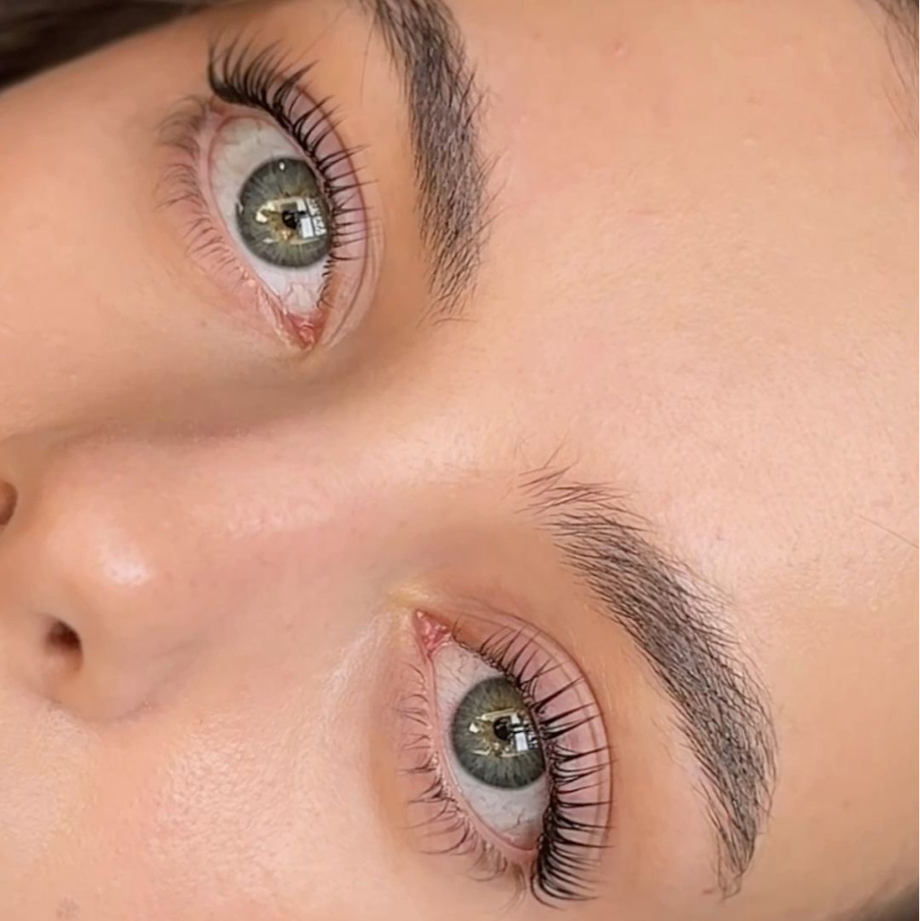 Ламинирование ресниц +Окрашивание