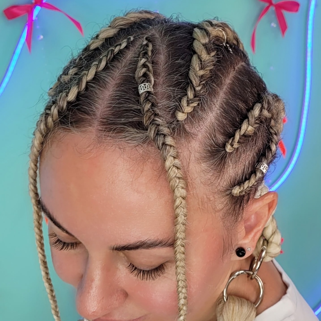 Повторное вплетение кос на карабинах