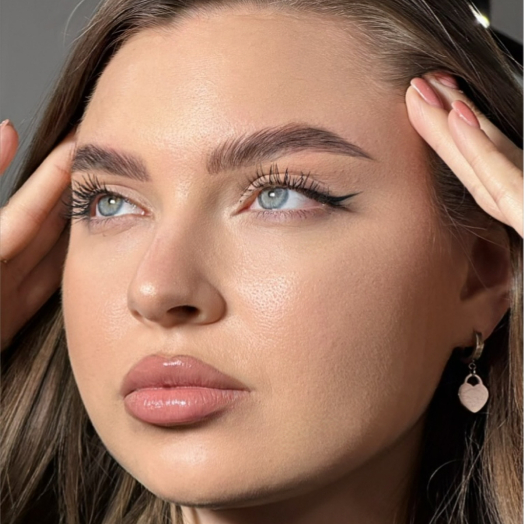 Ламинирование бровей