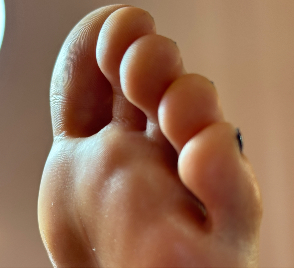 Педикюр Комплекс «Чистые ступни»