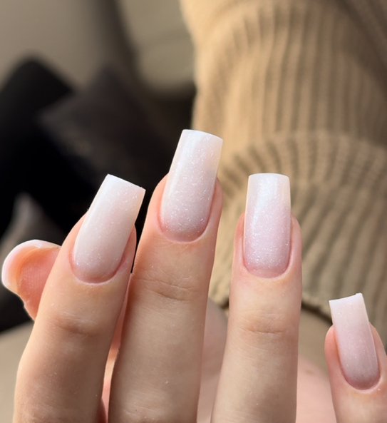 Маникюр с покрытием L