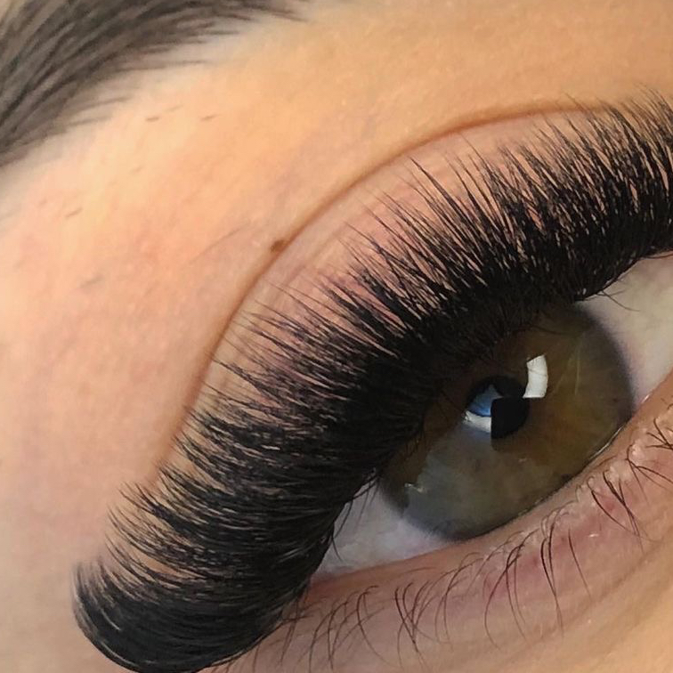 Наращивание ресниц 10D
