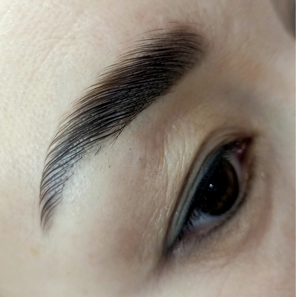 Ламинирование бровей