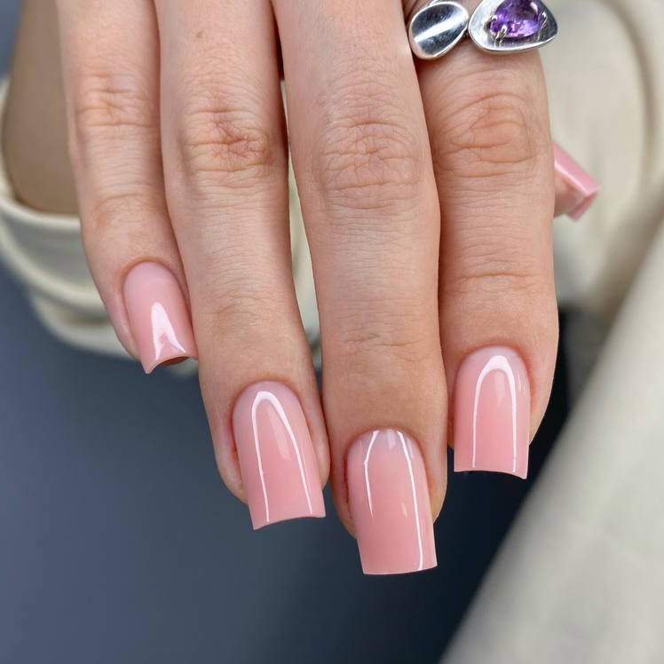 Наращивание ногтей