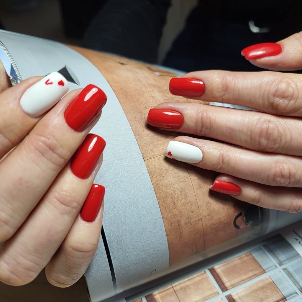 Gel polish manicure/manikīrs ar gēllaku