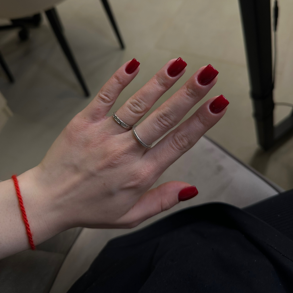 Маникюр с покрытием гель-лак