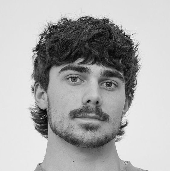 Удлиненная мужская стрижка ТОП БАРБЕР