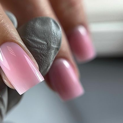 Наращивание ногтей