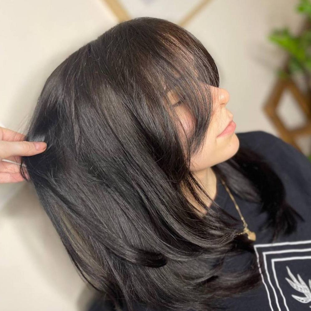 стрижка каскадная до лопаток