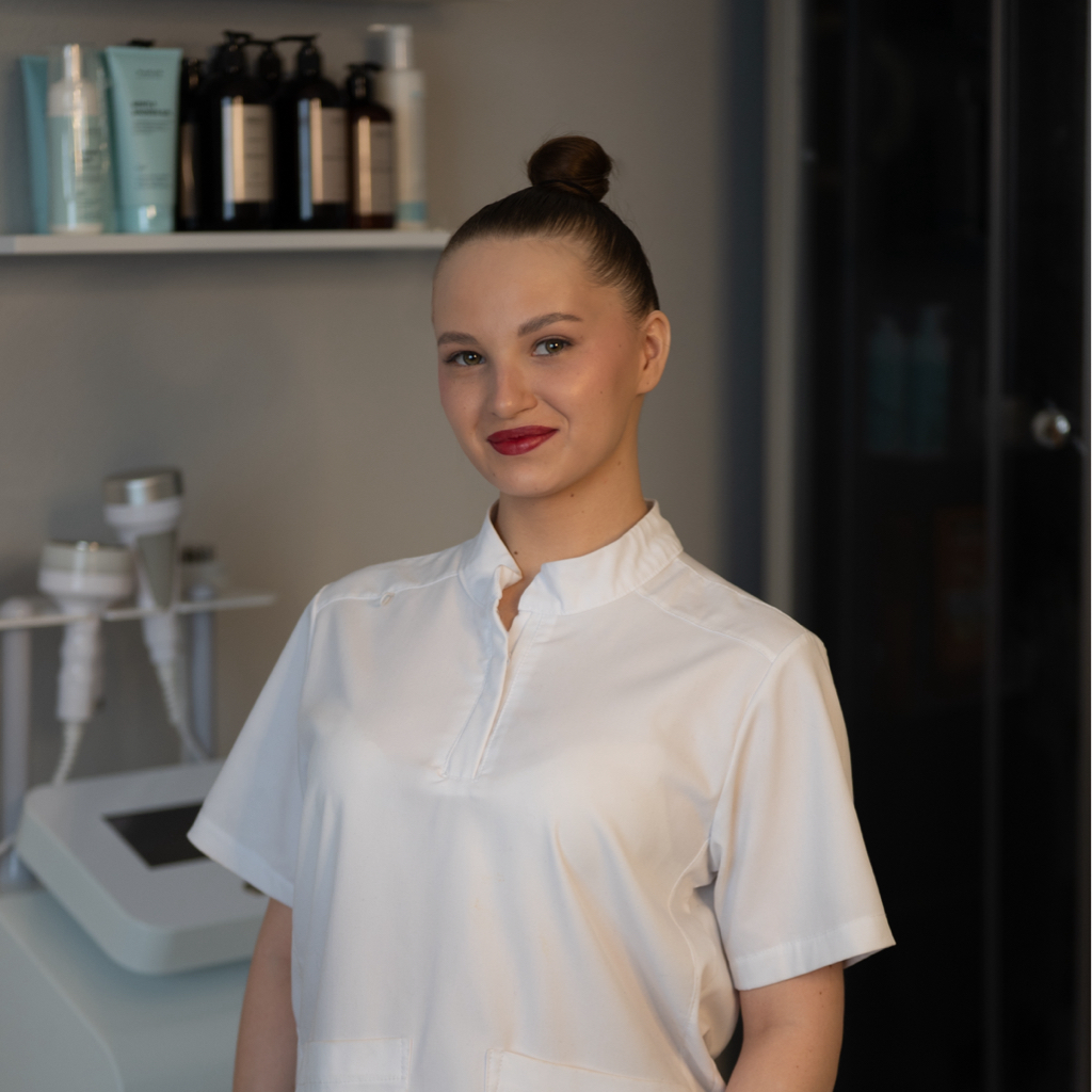 Наумова Регина