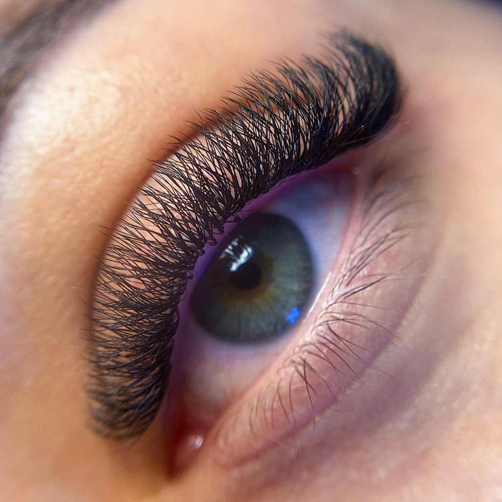 LED наращивание ресниц 5D