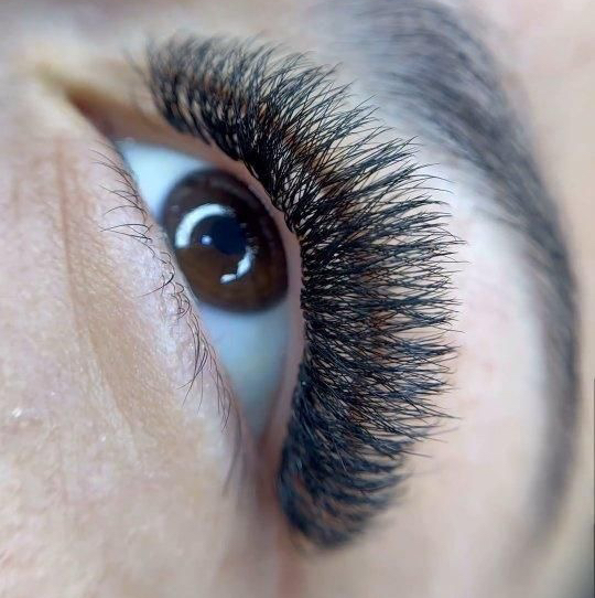 LED наращивание ресниц 4D