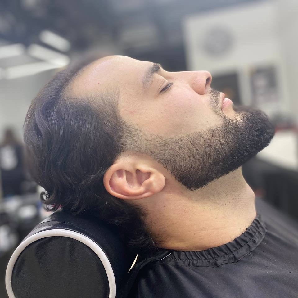 Оформление бороды и усов