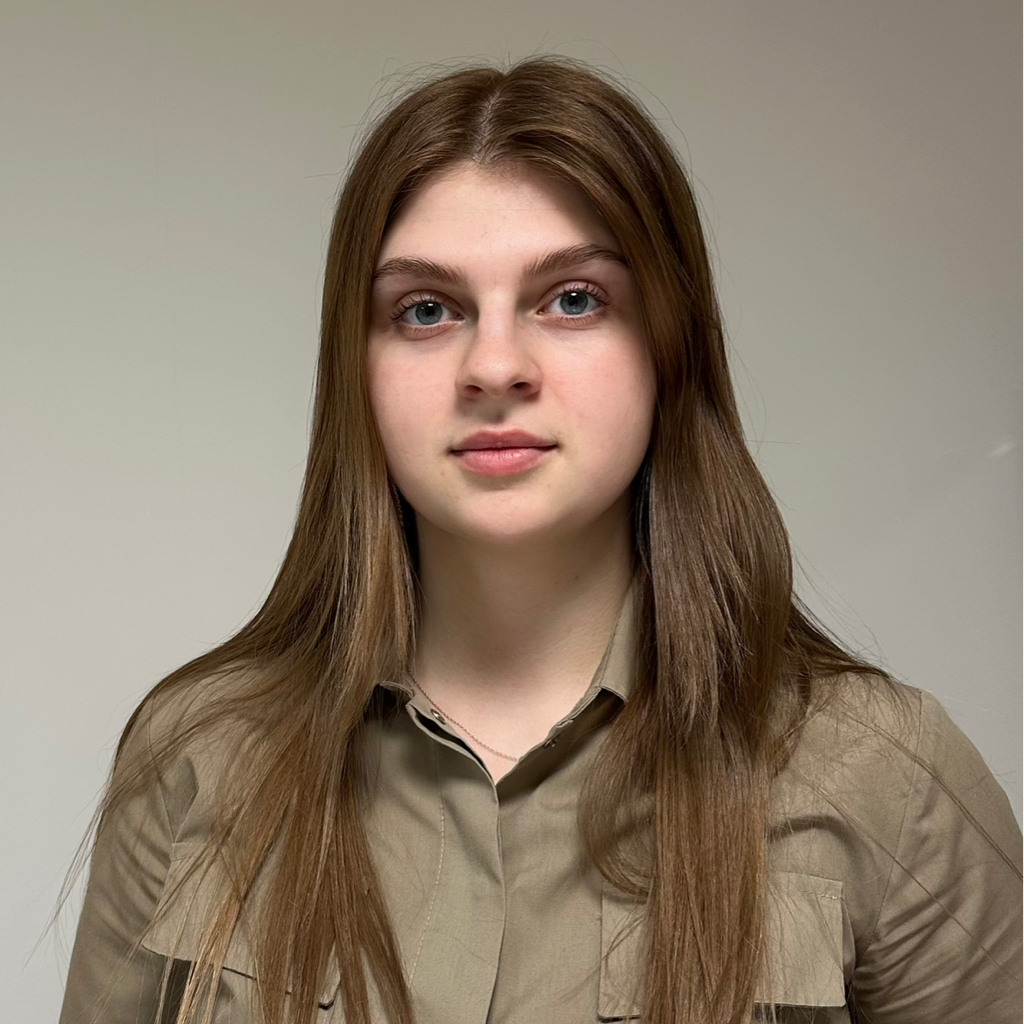 Шаларь Кристина