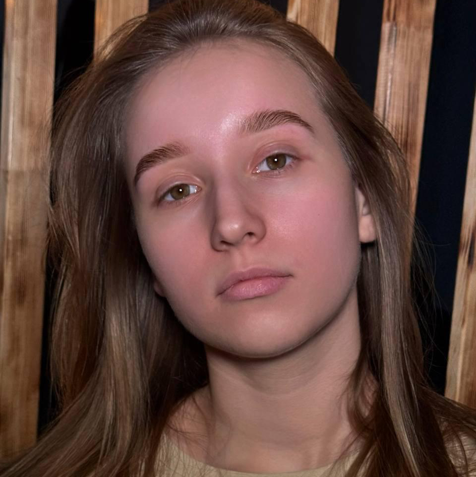 Коррекция +окрашивание бровей