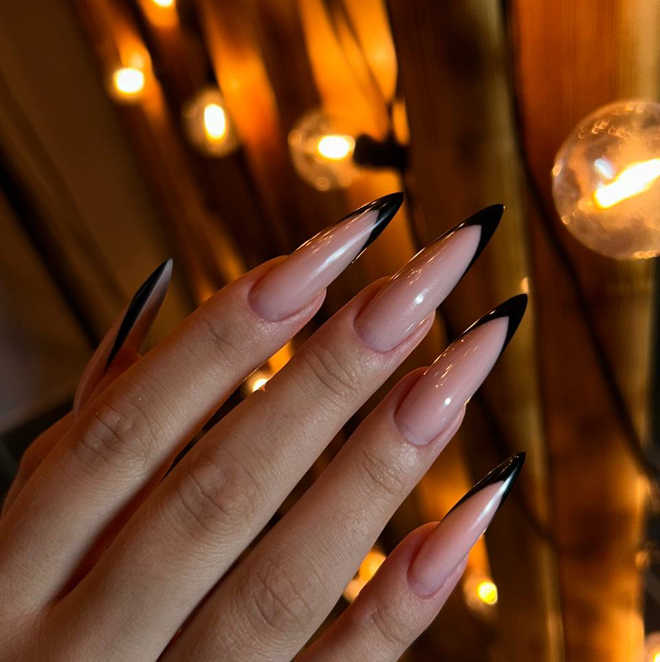 Наращивание ногтей «Medium complex»