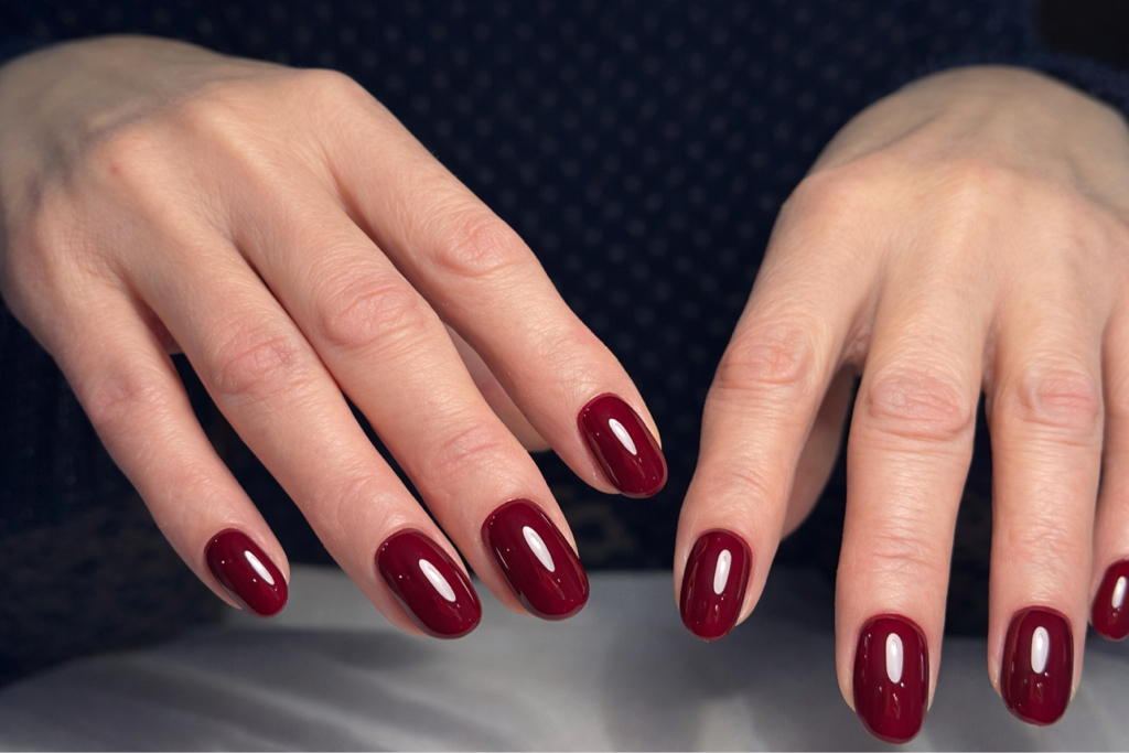 Маникюр с покрытием гель-лак