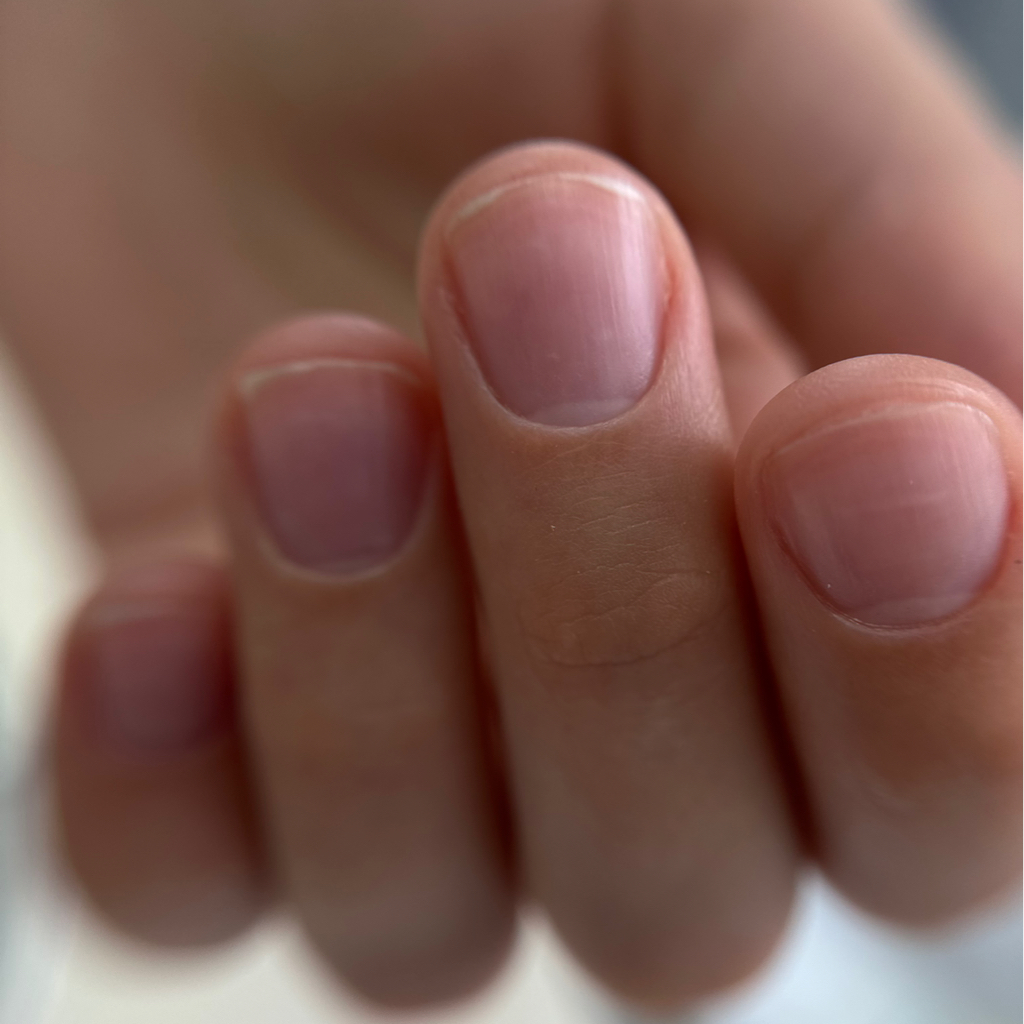 Маникюр без покрытия