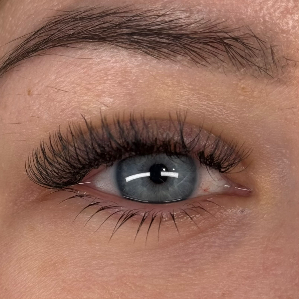 Ламинирование нижних ресниц (все включено)