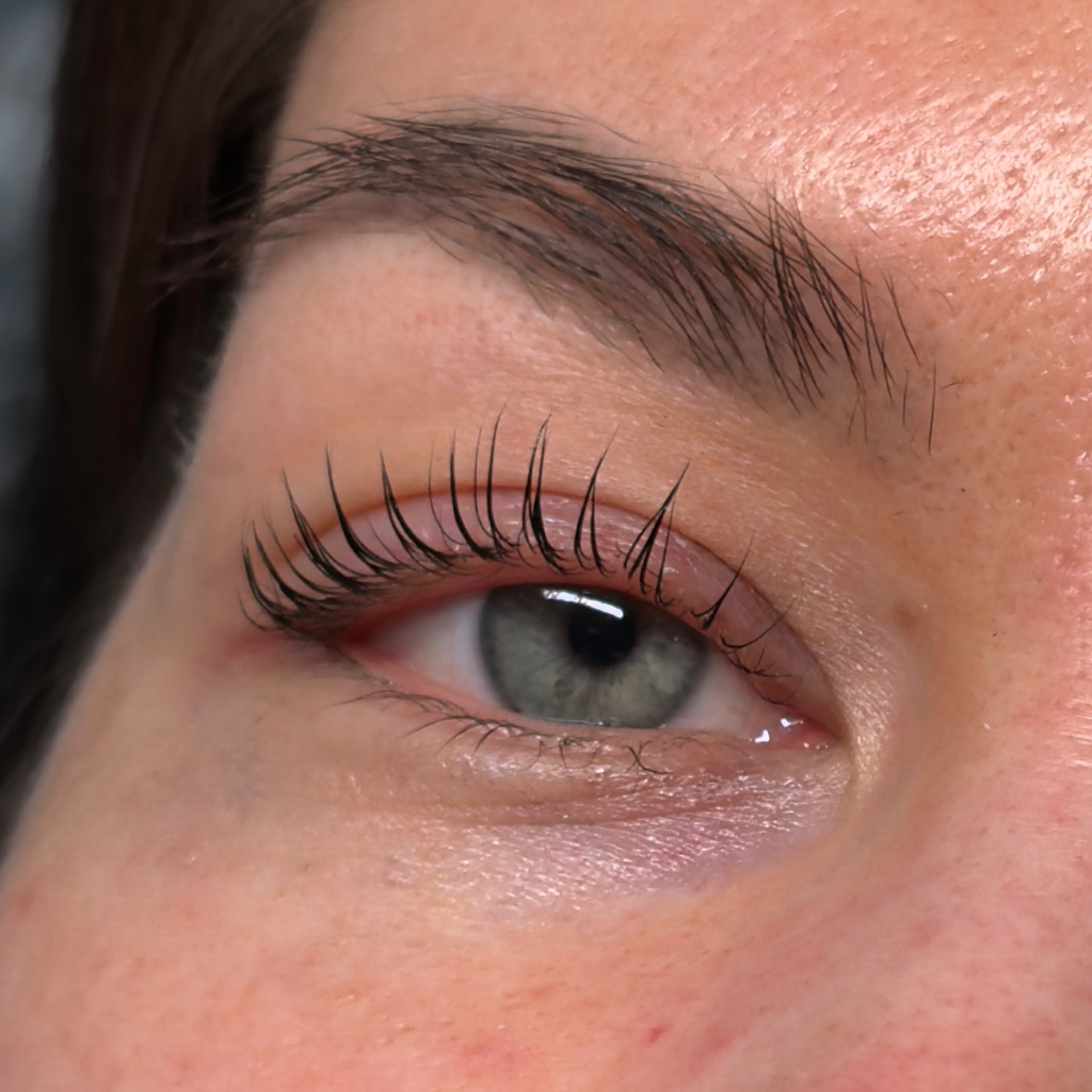 Ламинирование ресниц